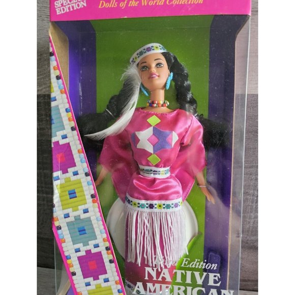 1994 Mattel Native American Barbie Doll Third Edition Dolls of The World 12699 - Picture 2 of 8